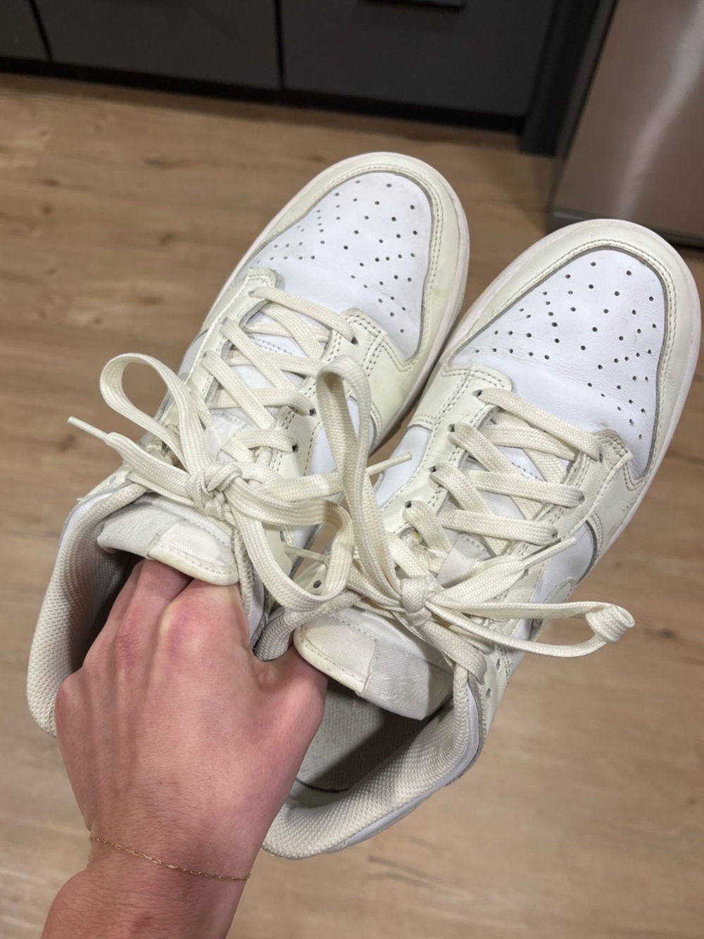 Nike Women’s Dunk Low - Size 8 - Picture 2 of 7